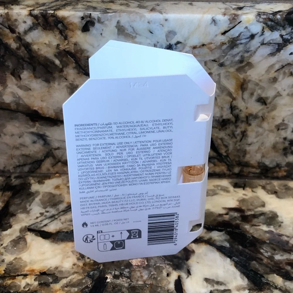 Kayali Yum Boujee Marshmallow |81 Intense Sample Vial Spray Card